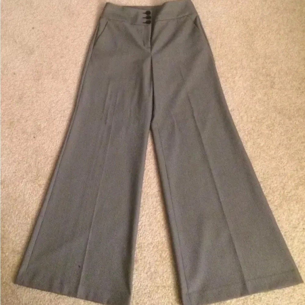 NWOT Express Black and White Wide Checkered Pattern Business Casual Pants Size 8